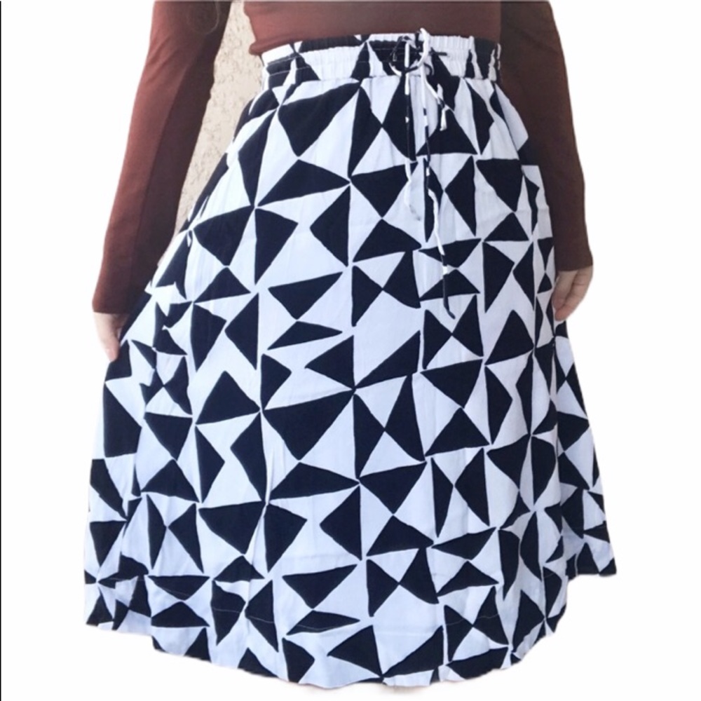 Ann Taylor LOFT Skirt Midi Black White XS Geometri - Picture 1 of 8